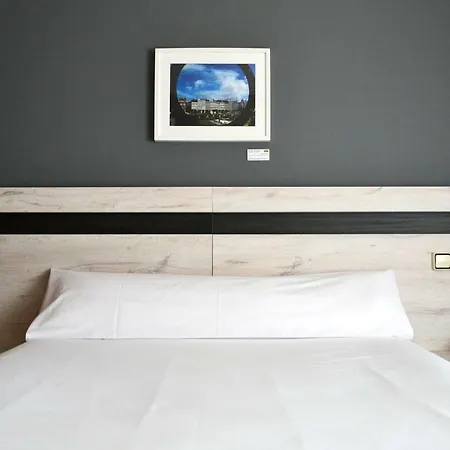 Alda Puerta Coruna Pensjonat