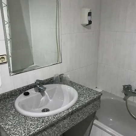 Alda Puerta Coruna 2*