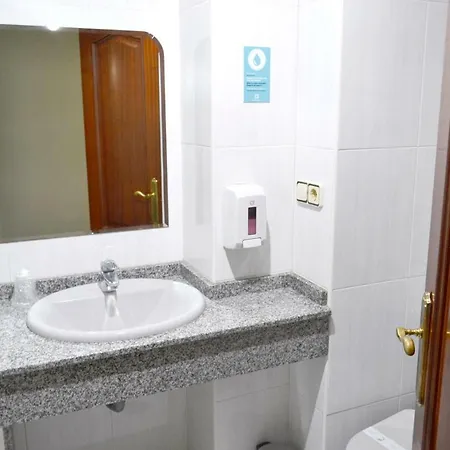 Alda Puerta Coruña Pensión A Coruña