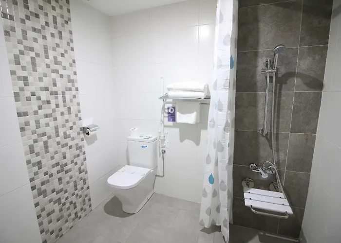 Guest house Alda Puerta Coruna 2*