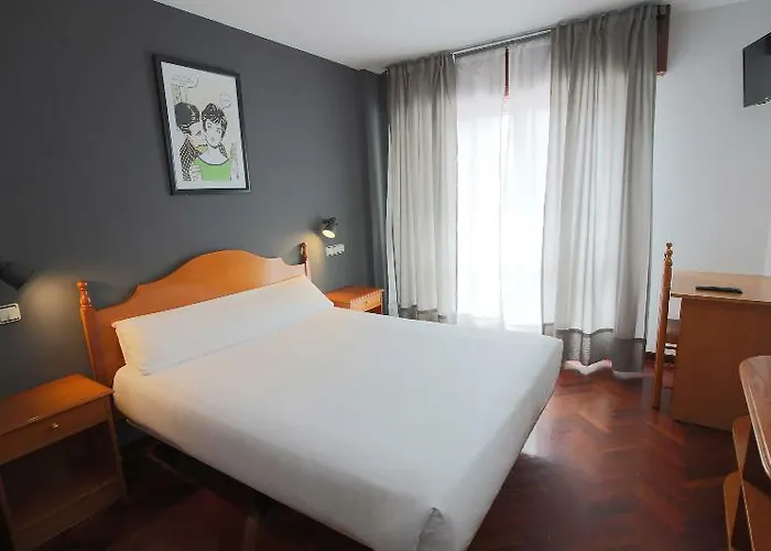 Alda Puerta Coruna Guest house