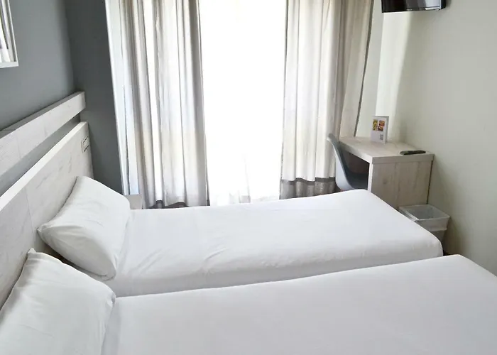 Alda Puerta Coruna A Coruna